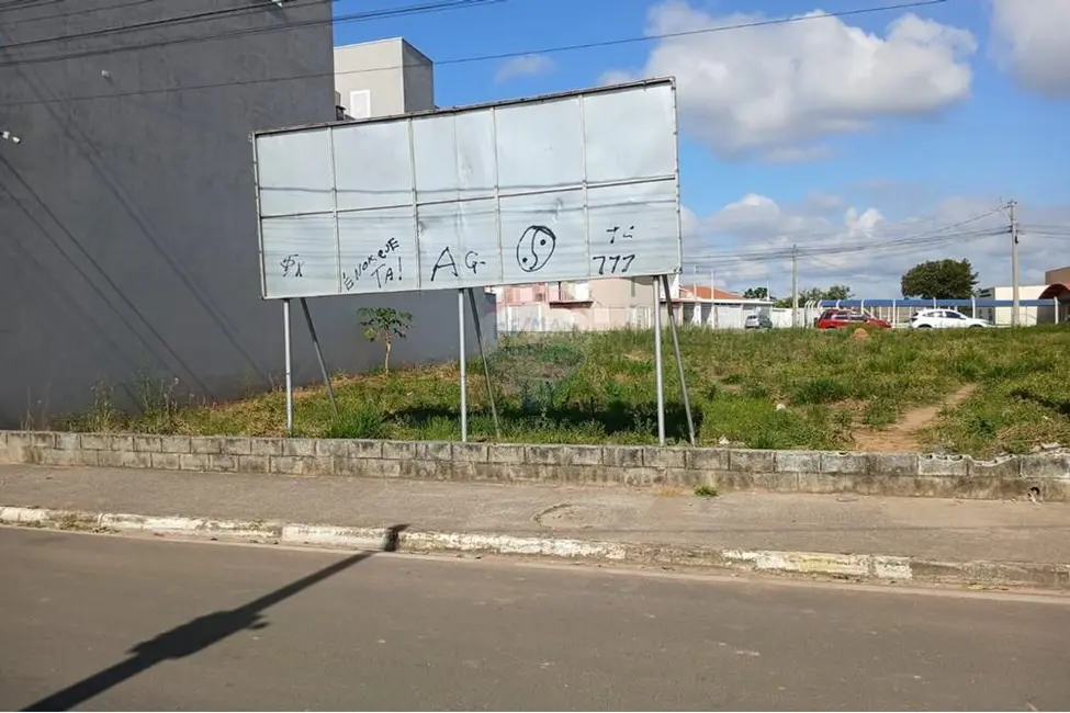 Foto 3 de Fazenda / Haras à venda, 341m2 em Salto De Pirapora - SP