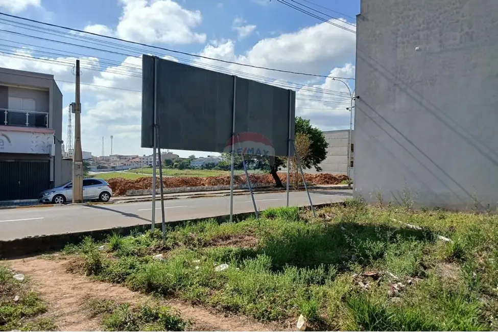 Foto 8 de Fazenda / Haras à venda, 341m2 em Salto De Pirapora - SP