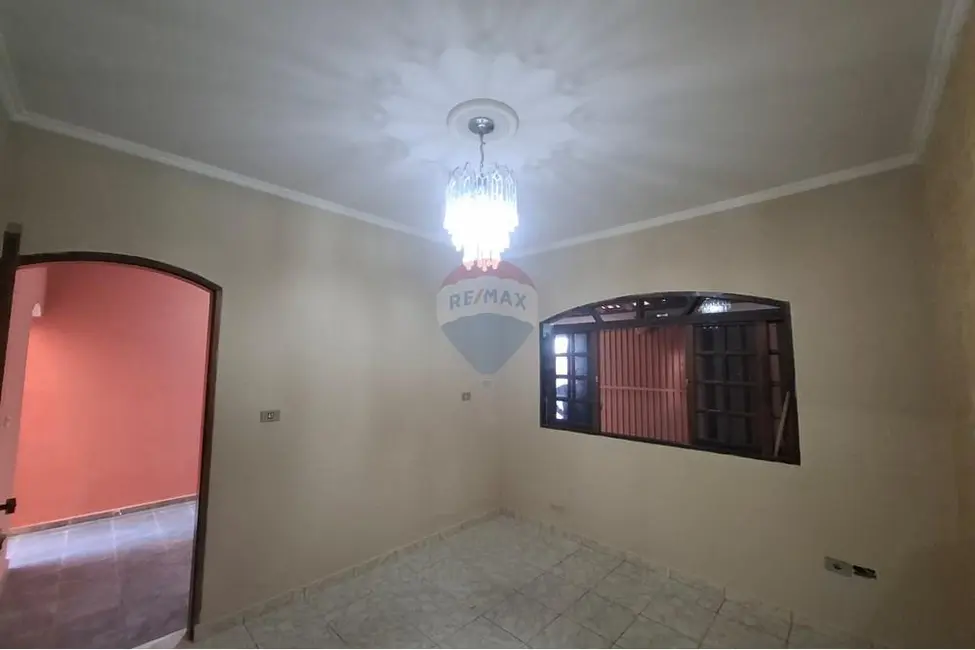 Foto 8 de Casa com 4 quartos à venda, 173m2 em Salto De Pirapora - SP