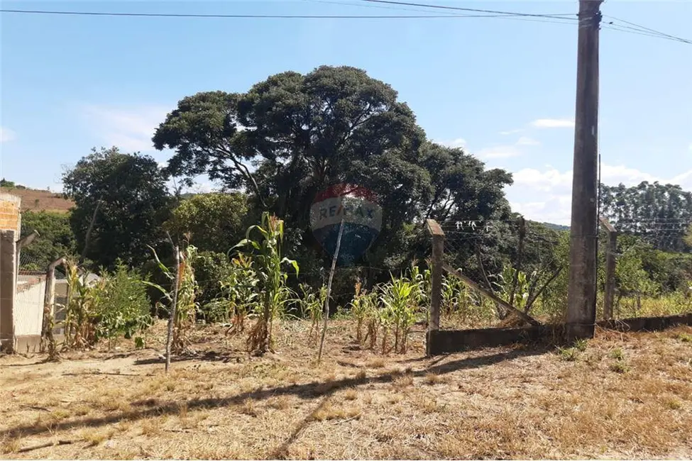 Foto 3 de Terreno / Lote à venda, 1300m2 em Salto De Pirapora - SP