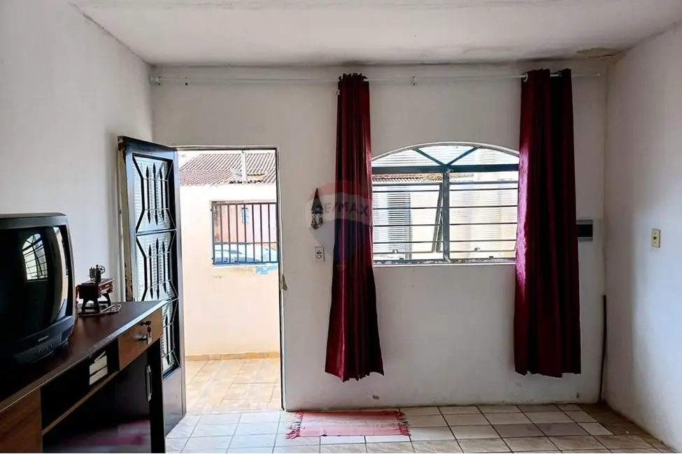 Foto 5 de Casa com 3 quartos à venda, 307m2 em Salto De Pirapora - SP
