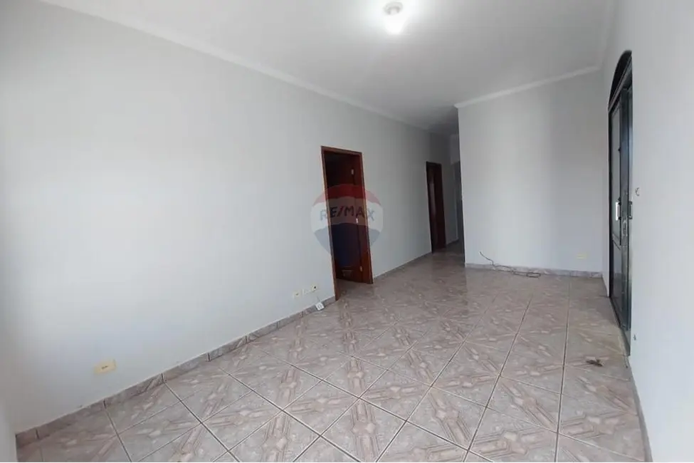 Foto 6 de Casa com 3 quartos à venda, 172m2 em Salto De Pirapora - SP