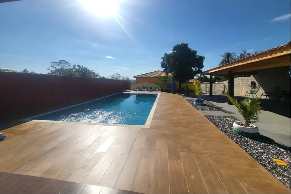 Foto 1 de Chácara com 4 quartos à venda, 250m2 em Salto De Pirapora - SP