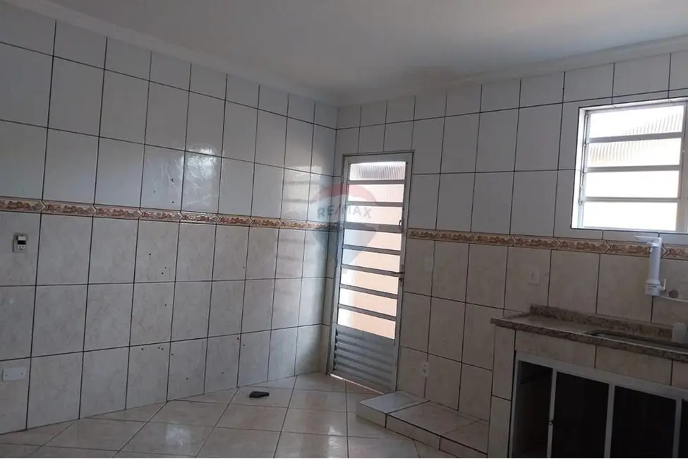 Foto 8 de Casa com 2 quartos à venda, 113m2 em Salto De Pirapora - SP