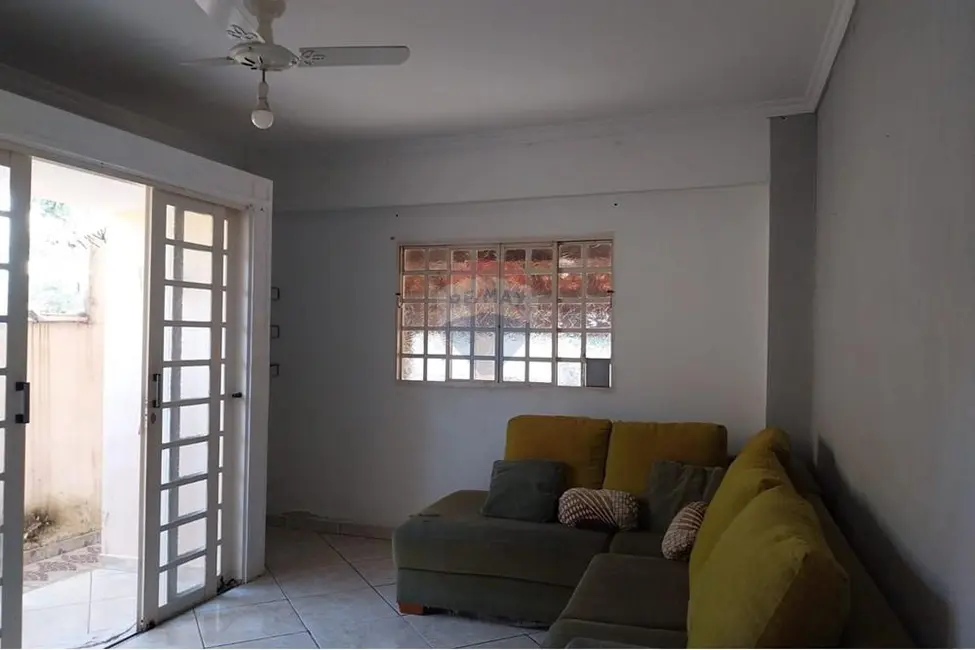 Foto 6 de Casa com 2 quartos à venda, 113m2 em Salto De Pirapora - SP