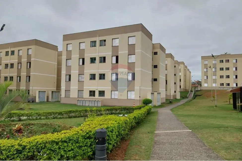Foto 1 de Apartamento com 2 quartos à venda, 72m2 em Salto De Pirapora - SP