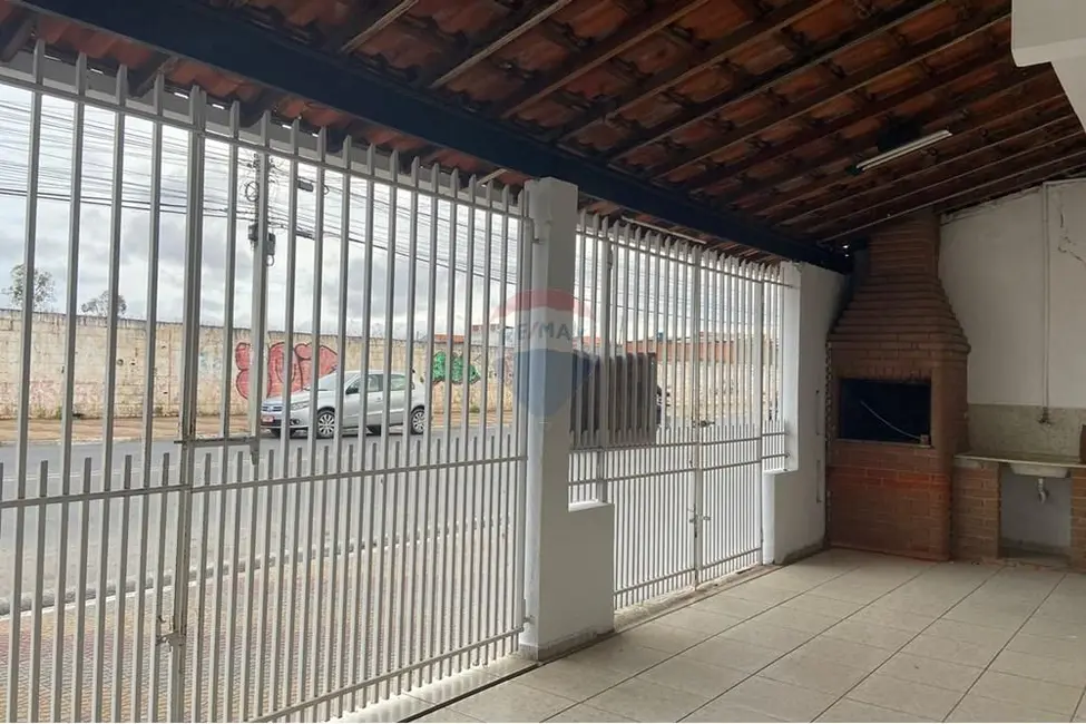 Sala Comercial para alugar, 140m2 em Salto De Pirapora - SP - imagem 6 Foto 6 de Sala Comercial para alugar, 140m2 em Salto De Pirapora - SP