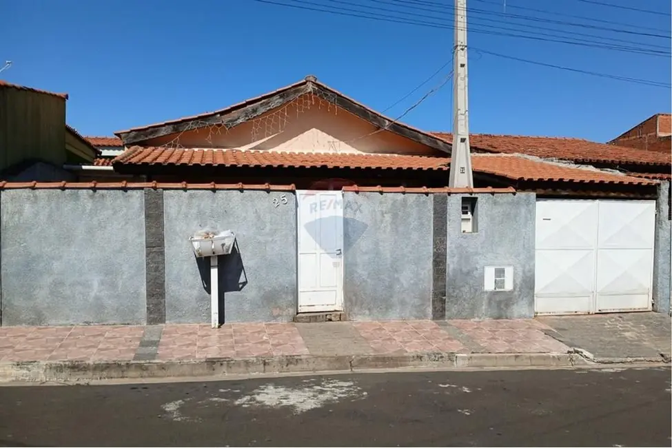 Foto 2 de Casa com 4 quartos à venda, 160m2 em Salto De Pirapora - SP