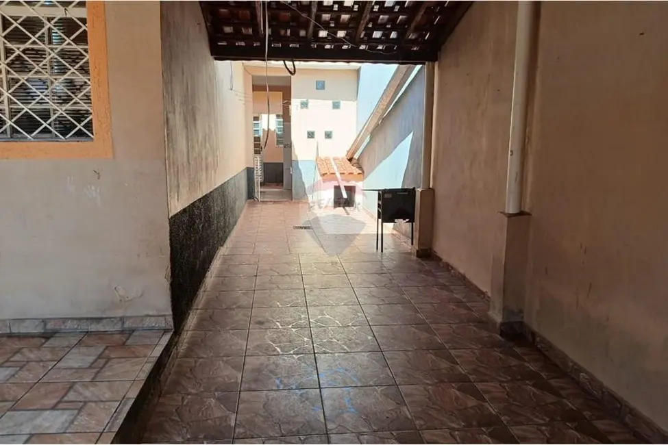 Foto 7 de Casa com 4 quartos à venda, 160m2 em Salto De Pirapora - SP