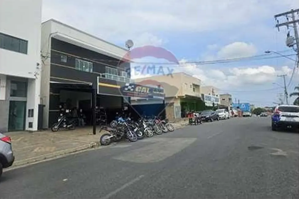 Sala Comercial para alugar, 34m2 em Salto De Pirapora - SP - imagem 2 Foto 2 de Sala Comercial para alugar, 34m2 em Salto De Pirapora - SP