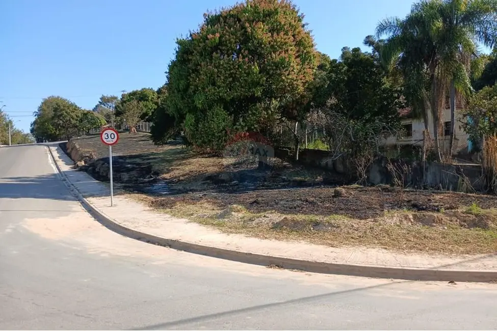 Foto 5 de Terreno / Lote à venda, 984m2 em Salto De Pirapora - SP