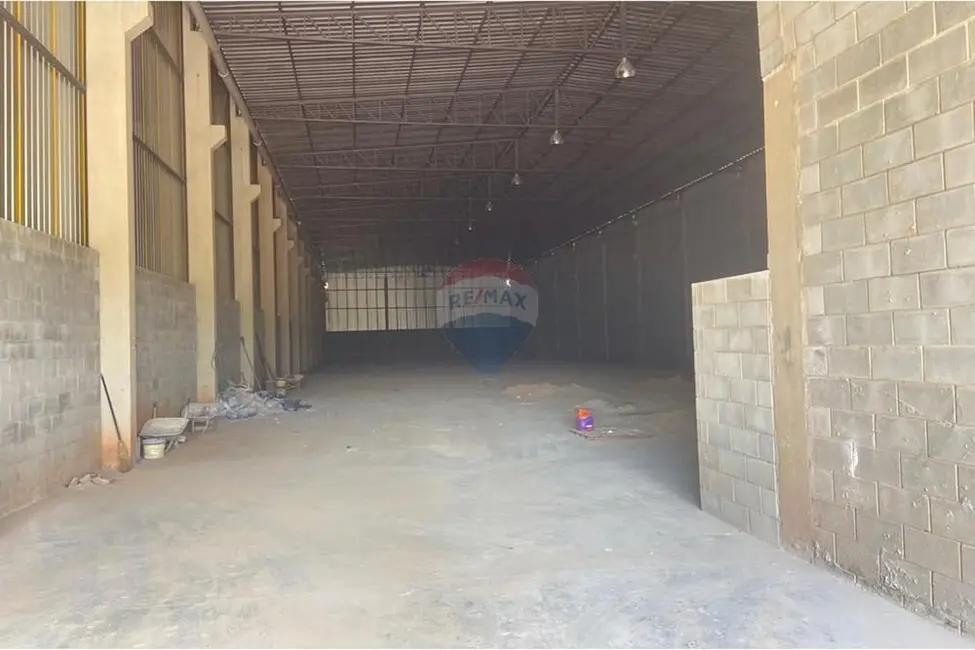 Armazém / Galpão para alugar, 1600m2 em Salto De Pirapora - SP - imagem 5 Foto 5 de Armazém / Galpão para alugar, 1600m2 em Salto De Pirapora - SP