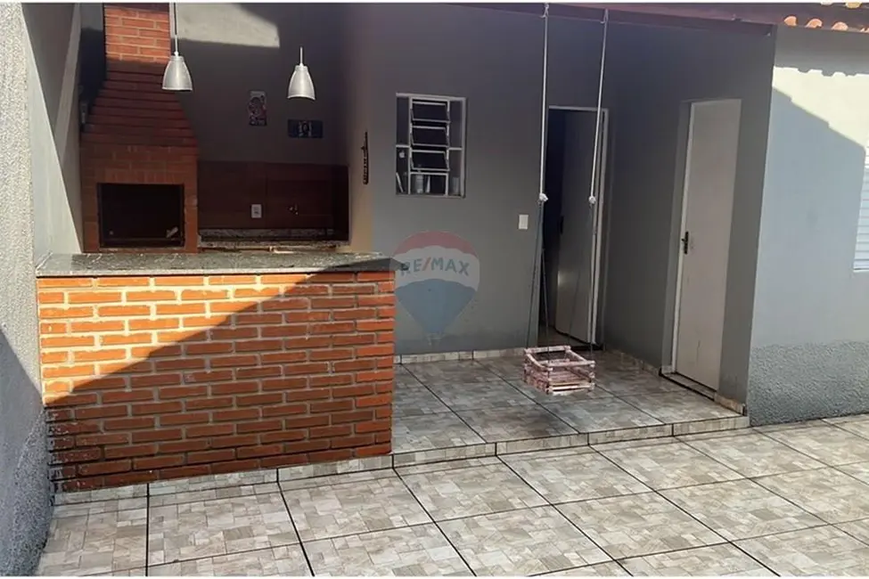 Foto 1 de Casa com 2 quartos à venda, 41m2 em Salto De Pirapora - SP