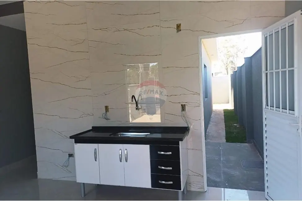 Foto 9 de Casa com 2 quartos à venda, 66m2 em Salto De Pirapora - SP