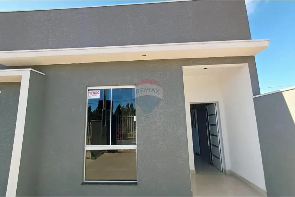 Foto 1 de Casa com 2 quartos à venda, 66m2 em Salto De Pirapora - SP