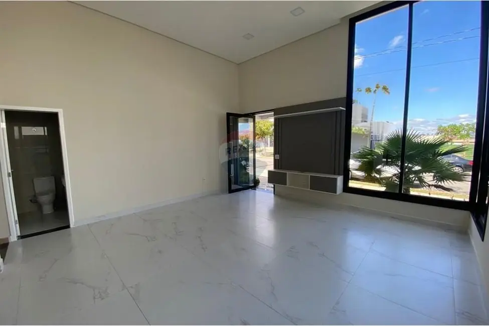 Foto 5 de Casa de Condomínio com 3 quartos para alugar, 160m2 em Votorantim - SP