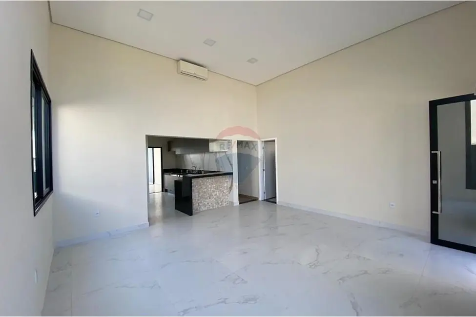 Foto 7 de Casa de Condomínio com 3 quartos para alugar, 160m2 em Votorantim - SP