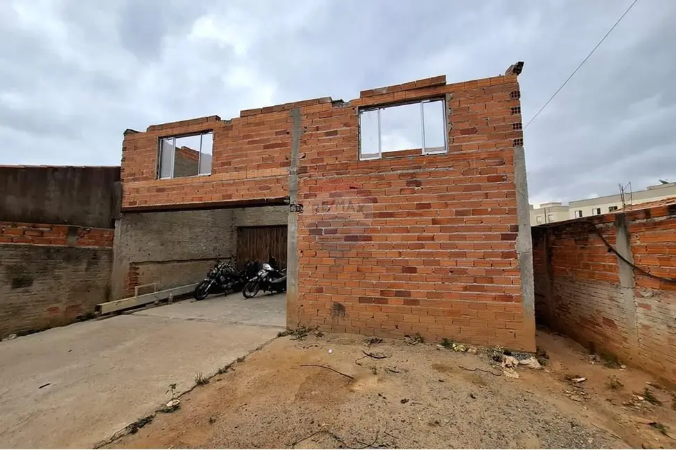 Foto 3 de Armazém / Galpão à venda, 168m2 em Salto De Pirapora - SP