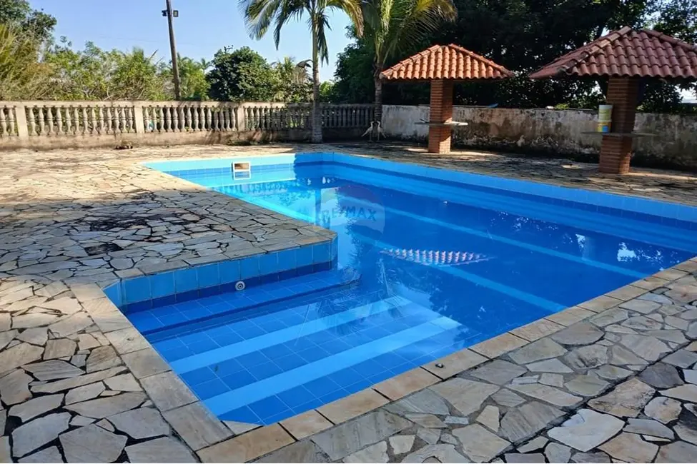 Foto 2 de Terreno / Lote à venda, 1232m2 em Salto De Pirapora - SP