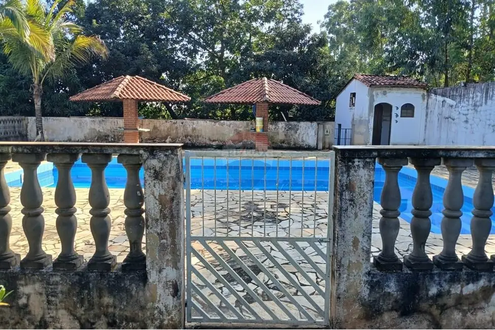 Foto 4 de Terreno / Lote à venda, 1232m2 em Salto De Pirapora - SP