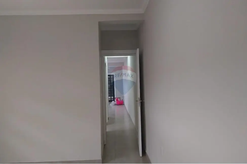 Foto 9 de Casa com 2 quartos à venda, 50m2 em Salto De Pirapora - SP