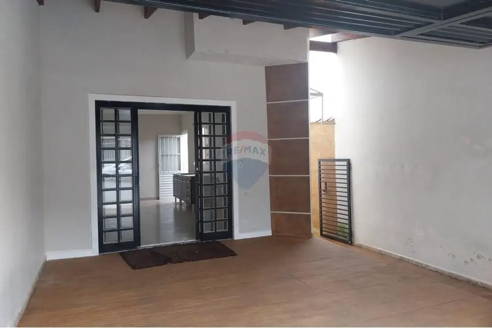 Foto 2 de Casa com 2 quartos à venda, 50m2 em Salto De Pirapora - SP