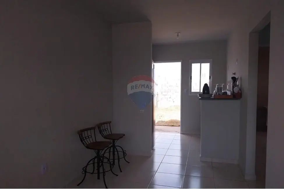 Foto 3 de Casa com 2 quartos à venda, 176m2 em Salto De Pirapora - SP