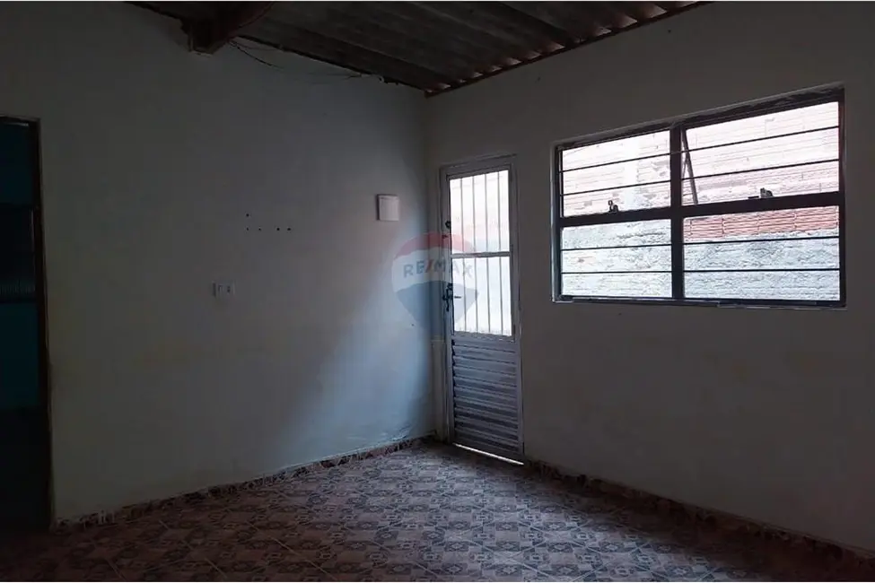 Foto 5 de Casa com 2 quartos à venda, 75m2 em Salto De Pirapora - SP