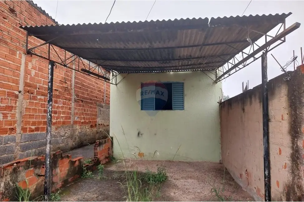 Foto 2 de Casa com 2 quartos à venda, 75m2 em Salto De Pirapora - SP