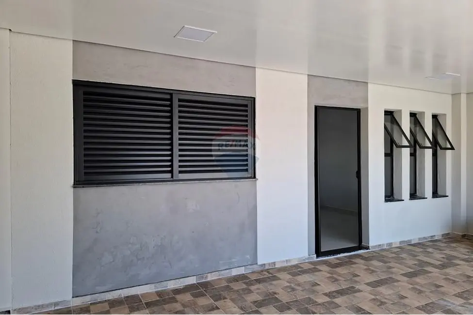 Foto 3 de Casa com 2 quartos à venda, 107m2 em Salto De Pirapora - SP