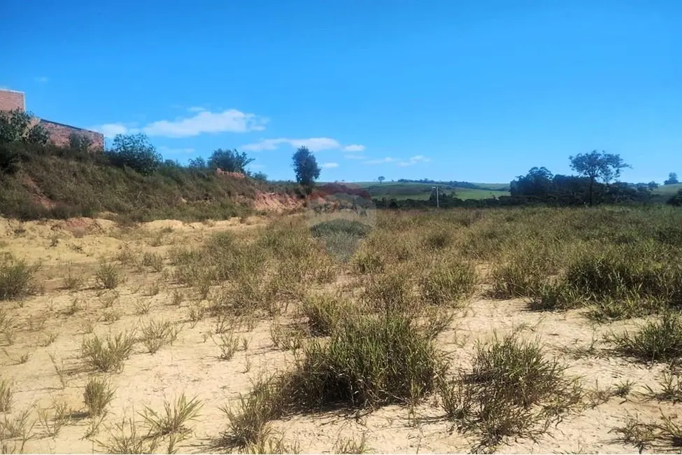 Foto 8 de Terreno / Lote à venda, 2822m2 em Salto De Pirapora - SP