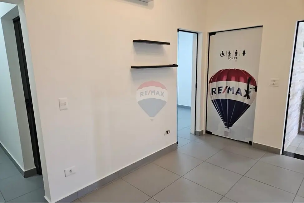 Foto 7 de Sala Comercial à venda, 100m2 em Salto De Pirapora - SP