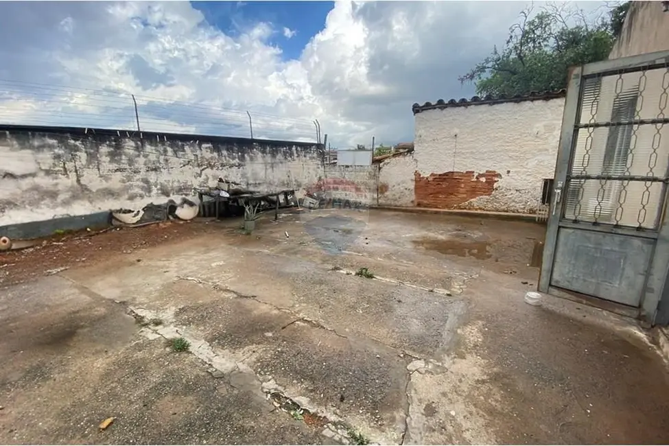 Foto 8 de Casa com 2 quartos à venda, 66m2 em Centro, Salto De Pirapora - SP
