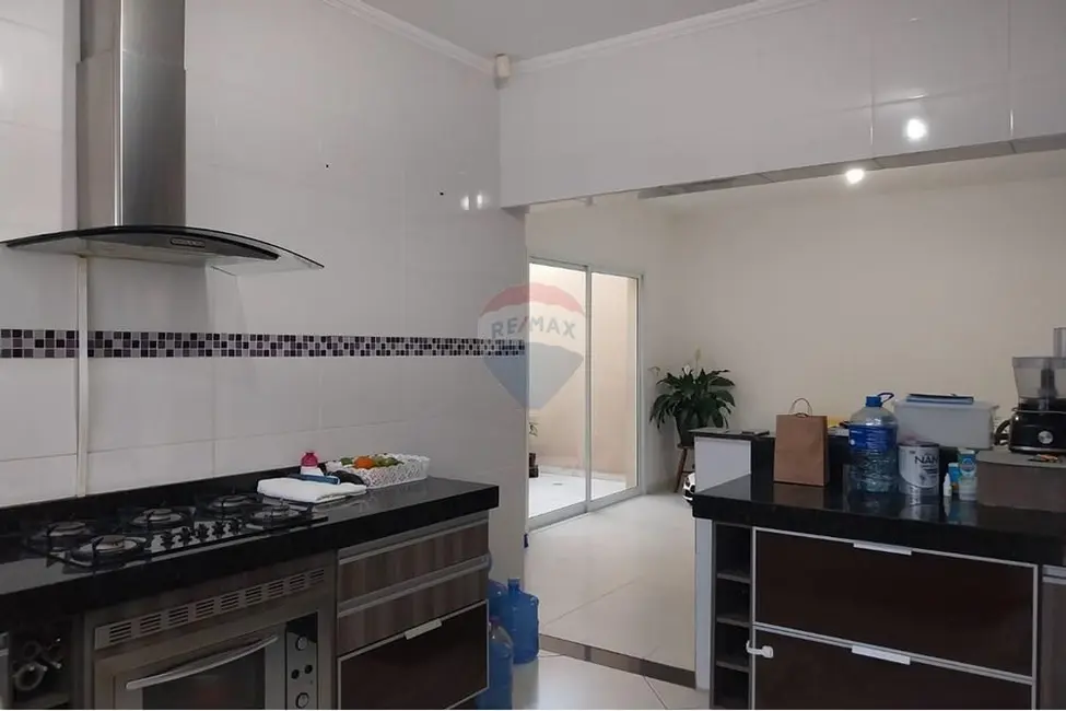 Foto 7 de Casa com 3 quartos à venda, 188m2 em Salto De Pirapora - SP