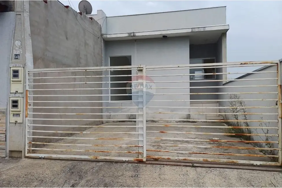 Foto 2 de Casa com 2 quartos à venda, 50m2 em Salto De Pirapora - SP