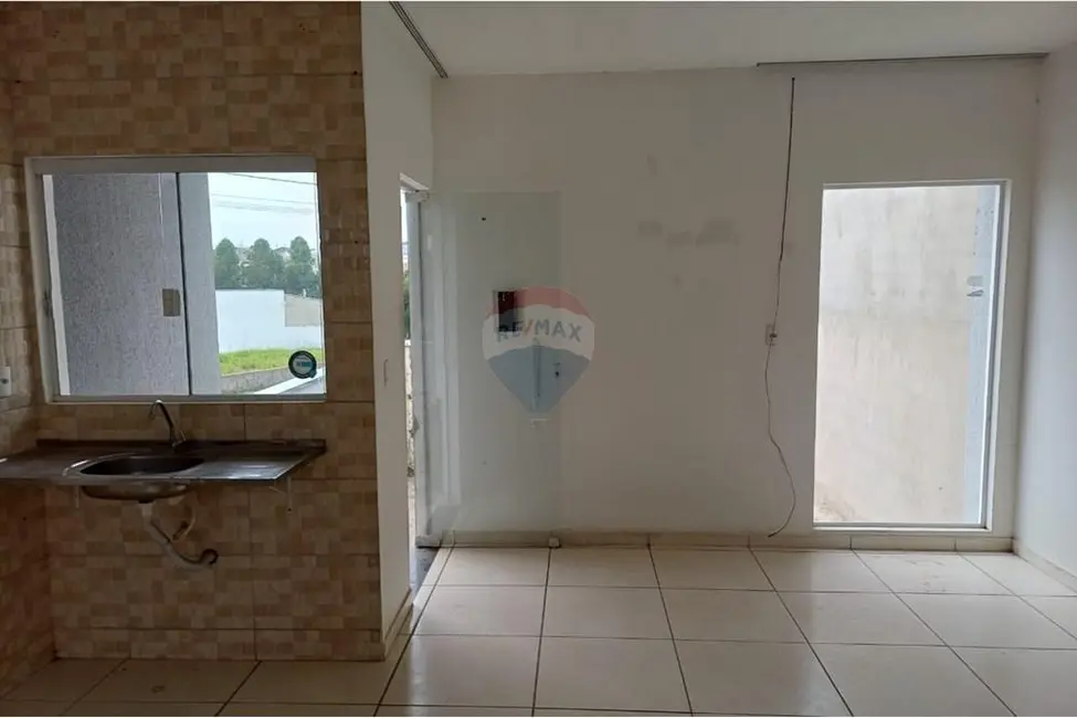 Foto 5 de Casa com 2 quartos à venda, 50m2 em Salto De Pirapora - SP