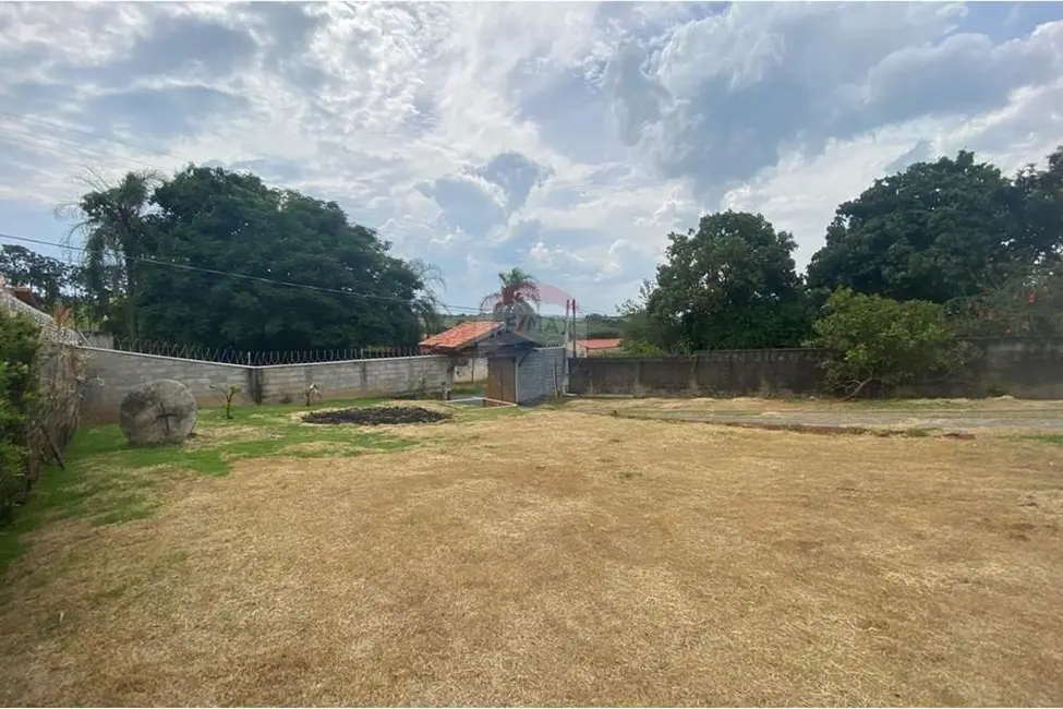 Foto 3 de Chácara com 2 quartos à venda, 150m2 em Salto De Pirapora - SP