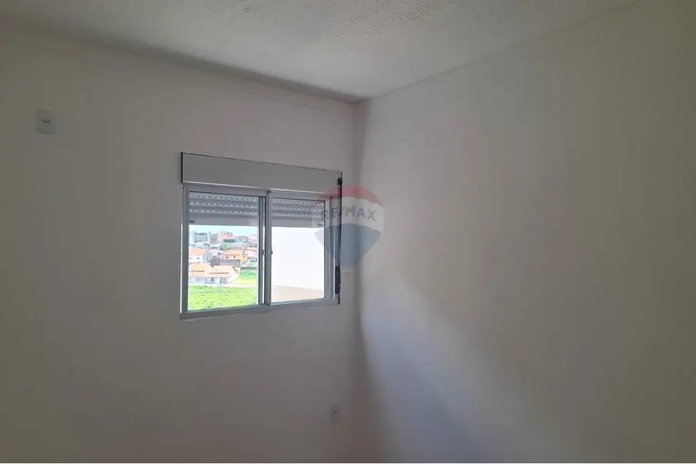 Foto 7 de Apartamento com 2 quartos à venda, 43m2 em Salto De Pirapora - SP