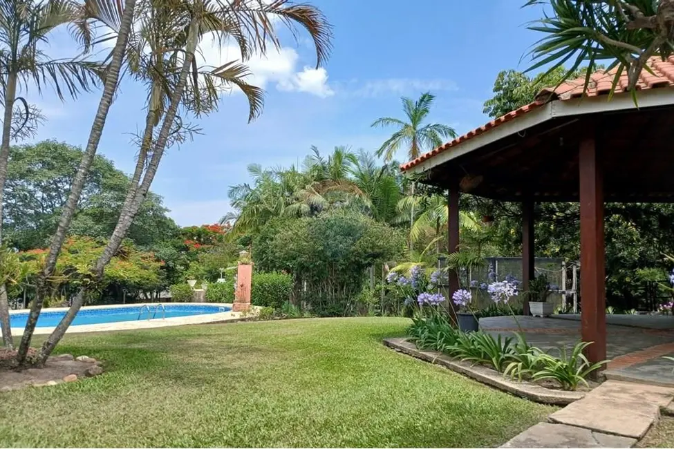 Foto 6 de Chácara com 4 quartos à venda, 429m2 em Salto De Pirapora - SP