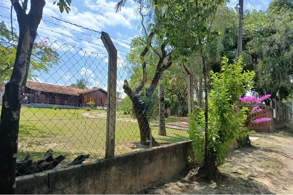 Foto 3 de Chácara com 4 quartos à venda, 429m2 em Salto De Pirapora - SP