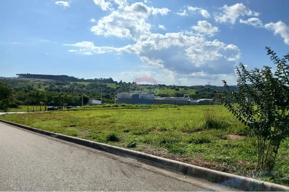 Foto 8 de Terreno / Lote à venda, 412m2 em Salto De Pirapora - SP