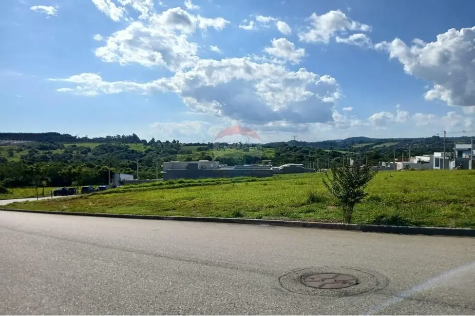 Foto 7 de Terreno / Lote à venda, 412m2 em Salto De Pirapora - SP