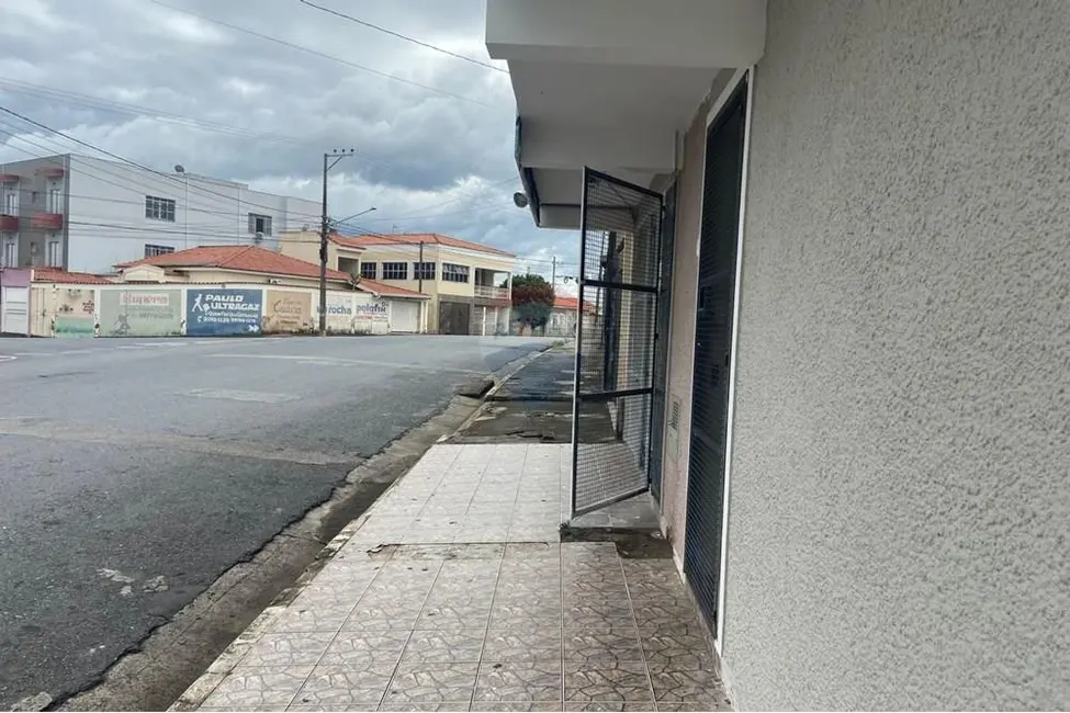 Loja para alugar, 35m2 em Salto De Pirapora - SP - imagem 8 Foto 8 de Loja para alugar, 35m2 em Salto De Pirapora - SP