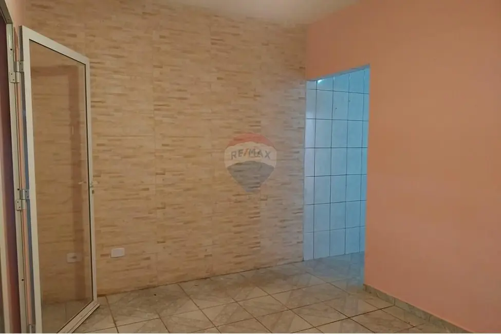 Foto 2 de Casa com 2 quartos à venda, 100m2 em Salto De Pirapora - SP