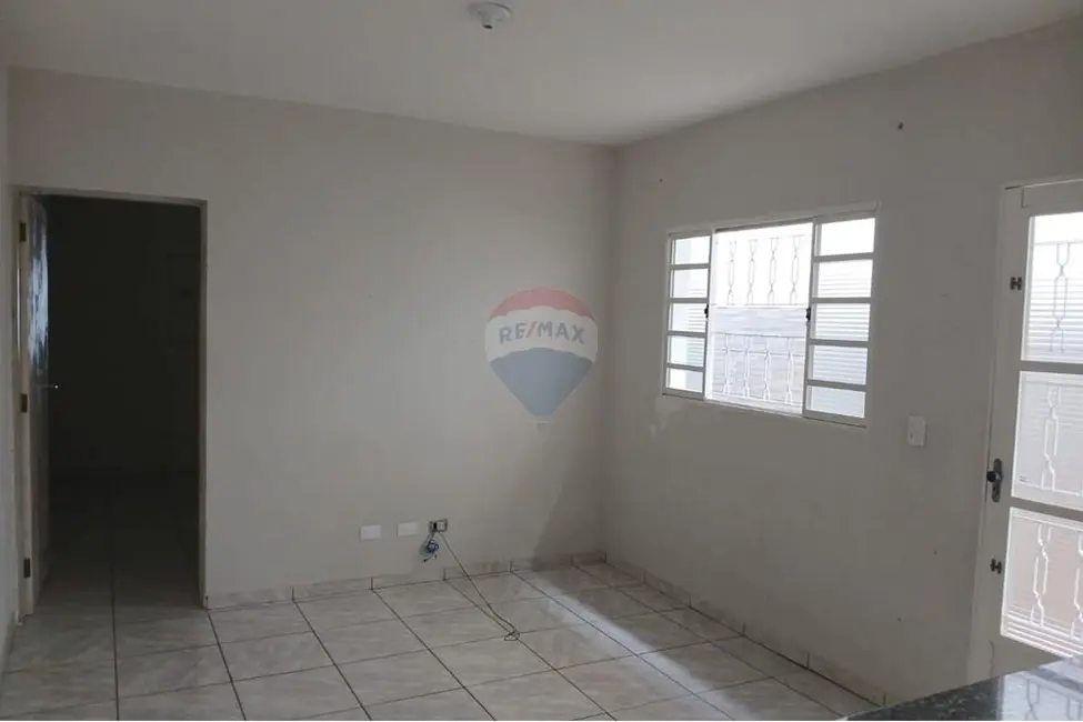 Foto 6 de Casa com 2 quartos à venda, 90m2 em Salto De Pirapora - SP