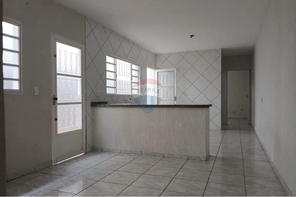 Foto 5 de Casa com 2 quartos à venda, 90m2 em Salto De Pirapora - SP