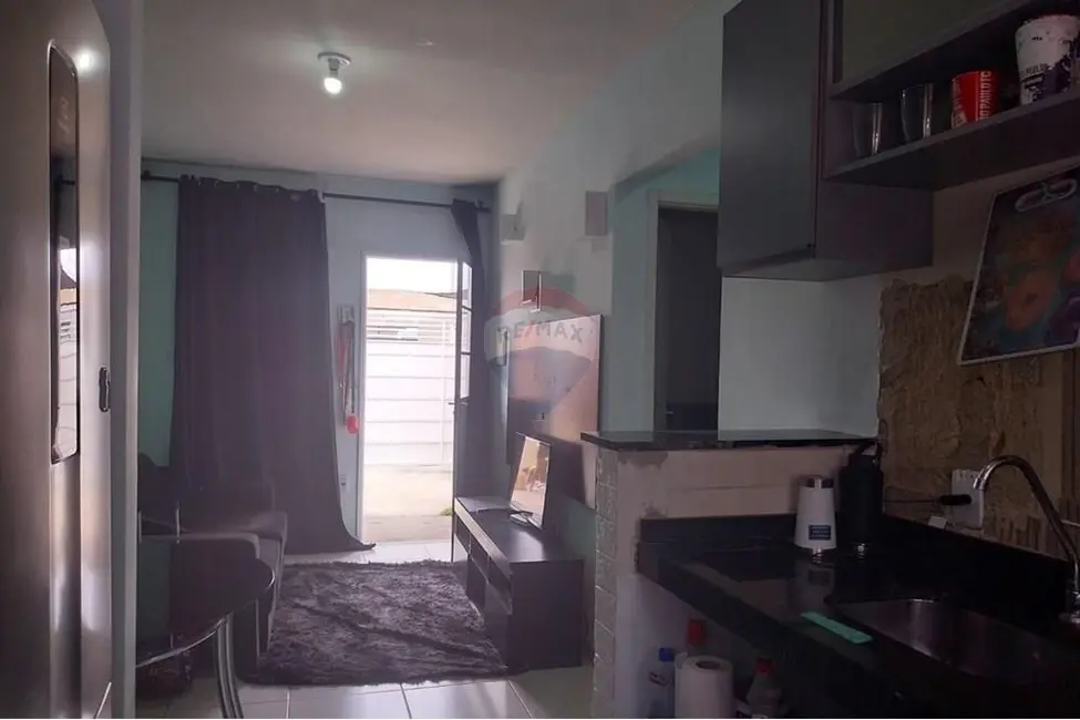 Foto 4 de Casa com 2 quartos à venda, 45m2 em Salto De Pirapora - SP