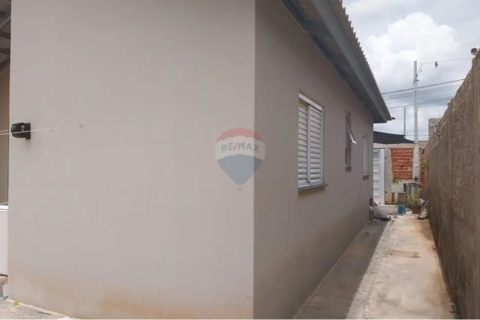 Foto 9 de Casa com 2 quartos à venda, 45m2 em Salto De Pirapora - SP