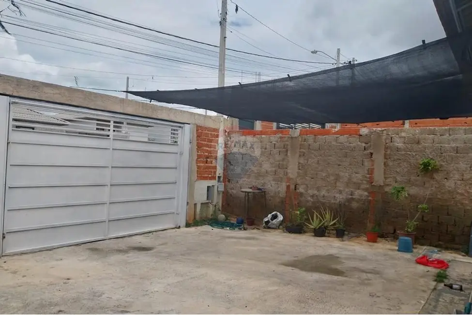 Foto 2 de Casa com 2 quartos à venda, 45m2 em Salto De Pirapora - SP