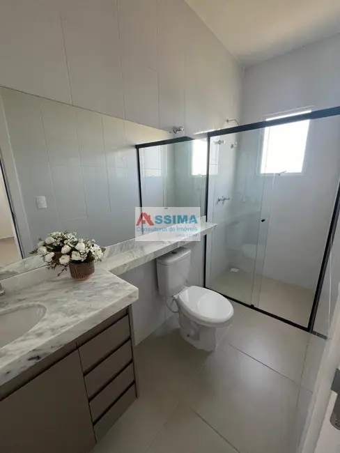 Foto 3 de Apartamento com 2 quartos à venda, 90m2 em Guararapes - SP